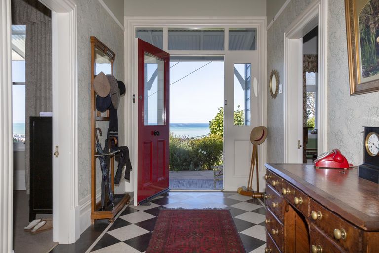 Photo of property in 12 Hull Street, South Hill, Oamaru, 9400