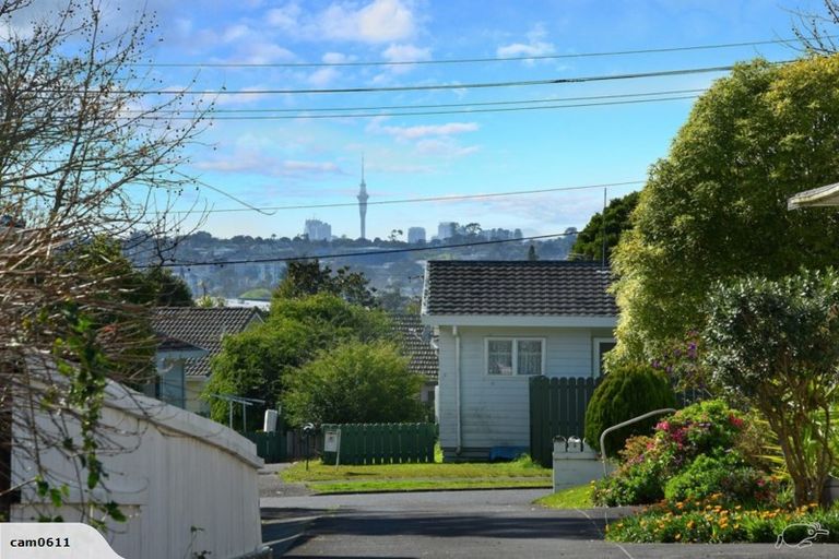Photo of property in 6/7 Willerton Avenue, New Lynn, Auckland, 0600