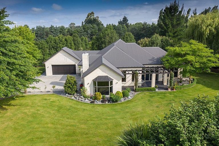 Photo of property in 208 Seafield Road, Elgin, Ashburton, 7772