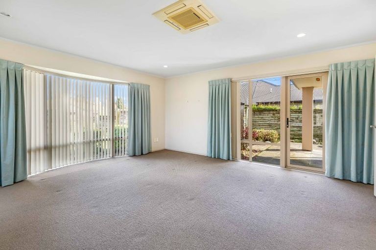 Photo of property in 7 Corfe Castle Lane, Levin, 5510