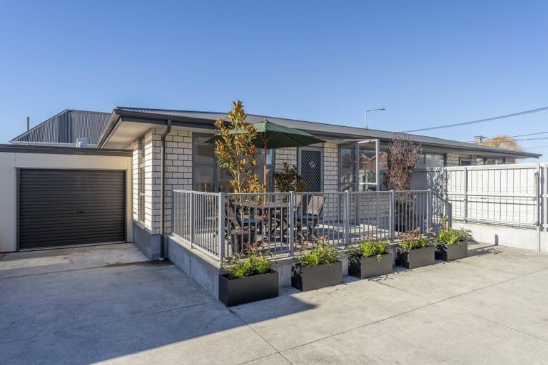 Photo of property in 2/159 Edgeware Road, Edgeware, Christchurch, 8013