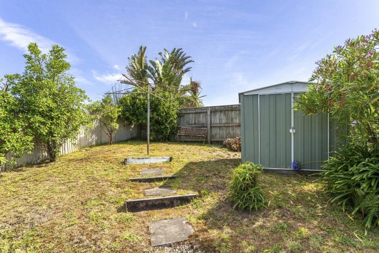 Photo of property in 18 Robert Mckeen Street, Otaki Beach, Otaki, 5512