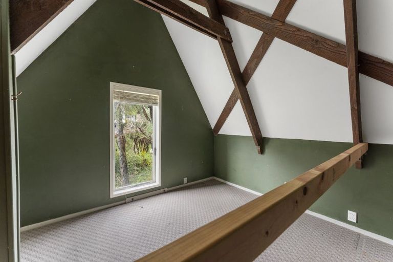 Photo of property in 23 Kotare Street, Waikanae, 5036