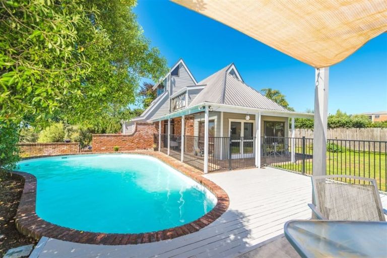 Photo of property in 3 Alexa Place, Saint Johns Hill, Whanganui, 4500