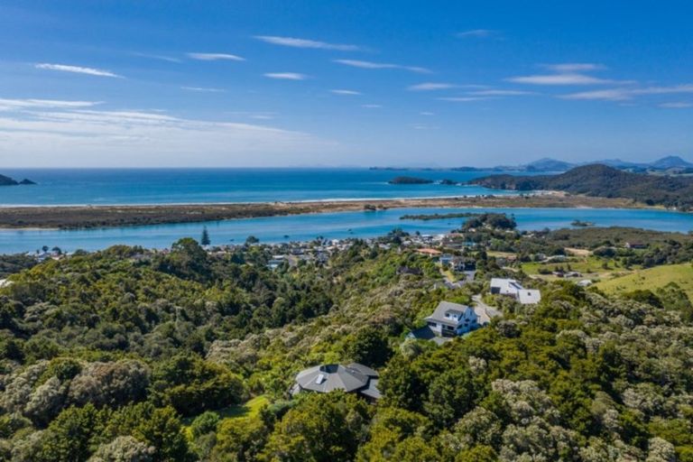 Photo of property in 46 Ngunguru Heights Rise, Ngunguru, Whangarei, 0173