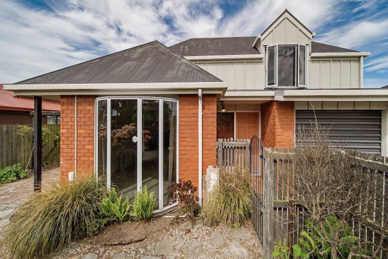 Photo of property in 1/144 Racecourse Road, Sockburn, Christchurch, 8042