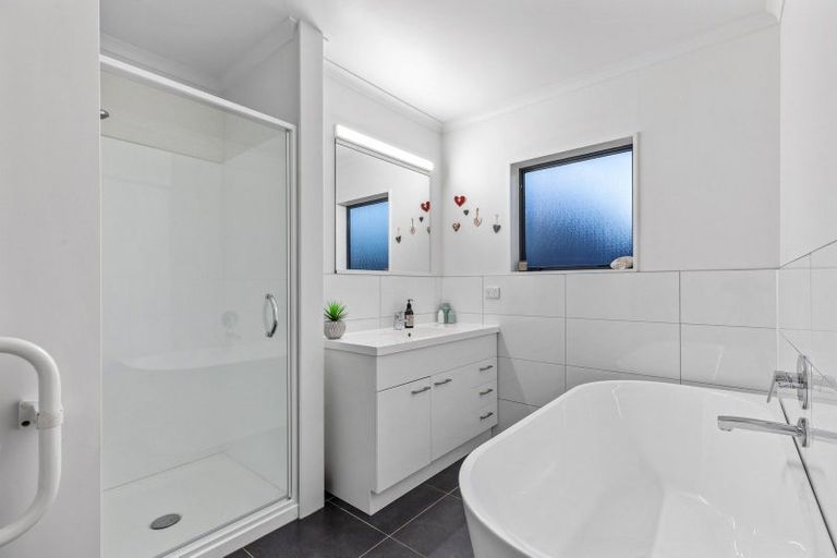 Photo of property in 233 Gloucester Road, Mount Maunganui, 3116