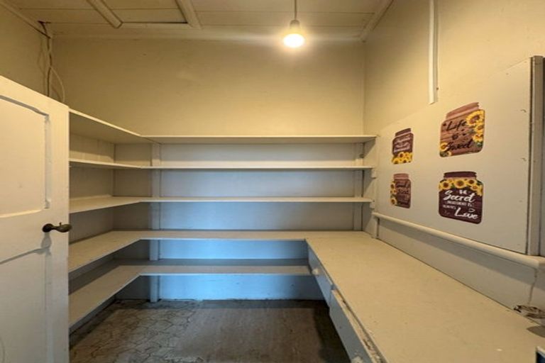 Photo of property in 48 Fitchett Street, Palmerston North, 4410