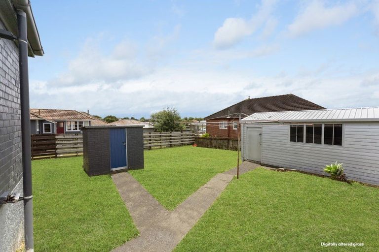 Photo of property in 97 Rangiora Avenue, Roslyn, Palmerston North, 4414