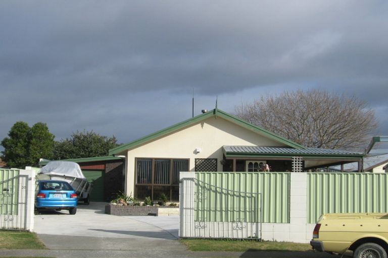 Photo of property in 30 Duckworth Crescent, Greenmeadows, Napier, 4112