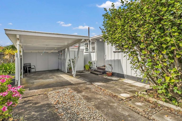 Photo of property in 1/117 Heads, Gonville, Wanganui, 4501