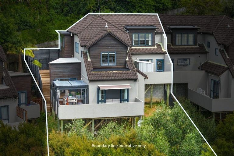 Photo of property in 11/19 Langana Avenue, Browns Bay, Auckland, 0630