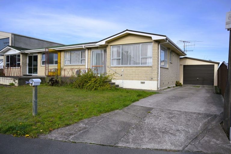 Photo of property in 1/5 Lichfield Street, Stoke, Nelson, 7011