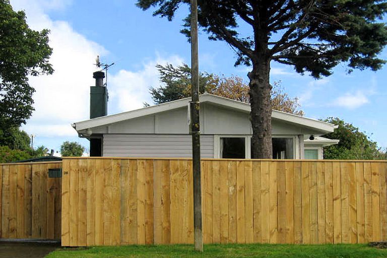 Photo of property in 26 Chums Road, Paraparaumu Beach, Paraparaumu, 5032