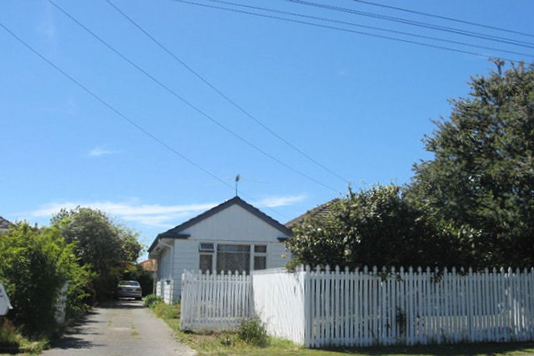 Photo of property in 25 Cossar Street, Burwood, Christchurch, 8083