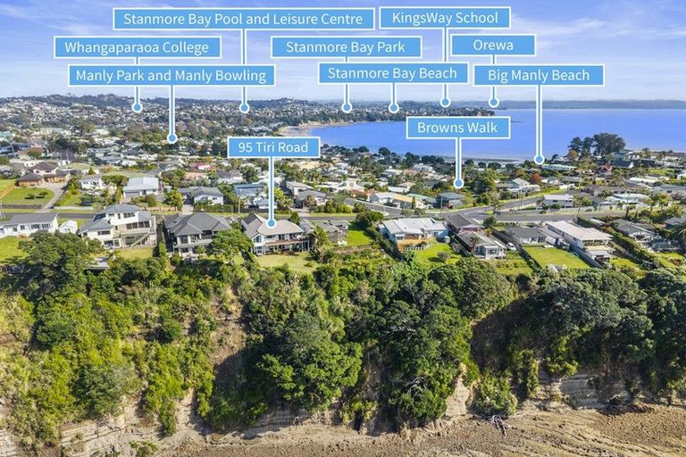 Photo of property in 95 Tiri Road, Tindalls Beach, Whangaparaoa, 0930