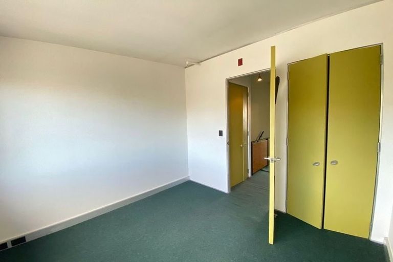 Photo of property in Qba Apartments, 4r/51 Webb Street, Mount Cook, Wellington, 6011