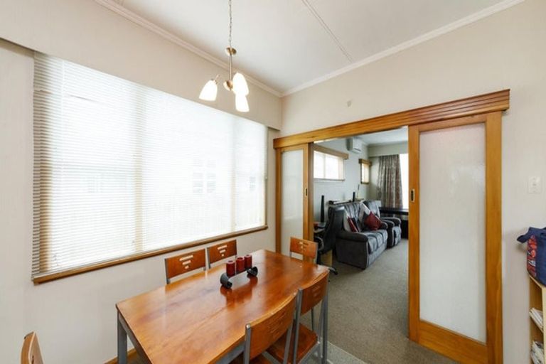Photo of property in 20 East Street, Terrace End, Palmerston North, 4410