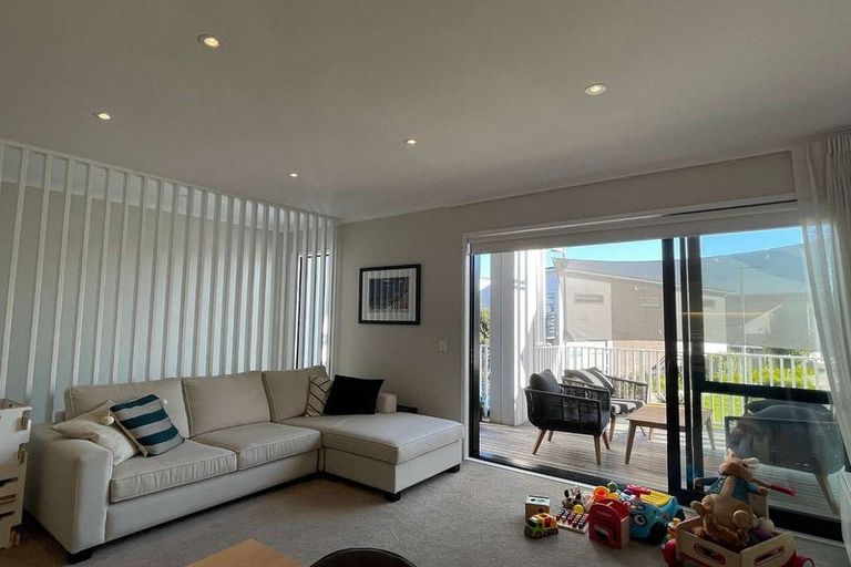 Photo of property in 103 Bomb Point Drive, Hobsonville, Auckland, 0616