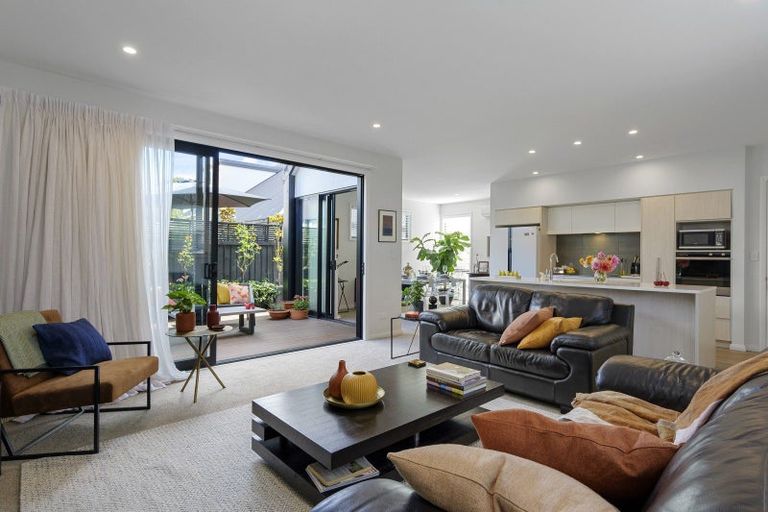 Photo of property in 3/11b Kilmarnock Street, Riccarton, Christchurch, 8011