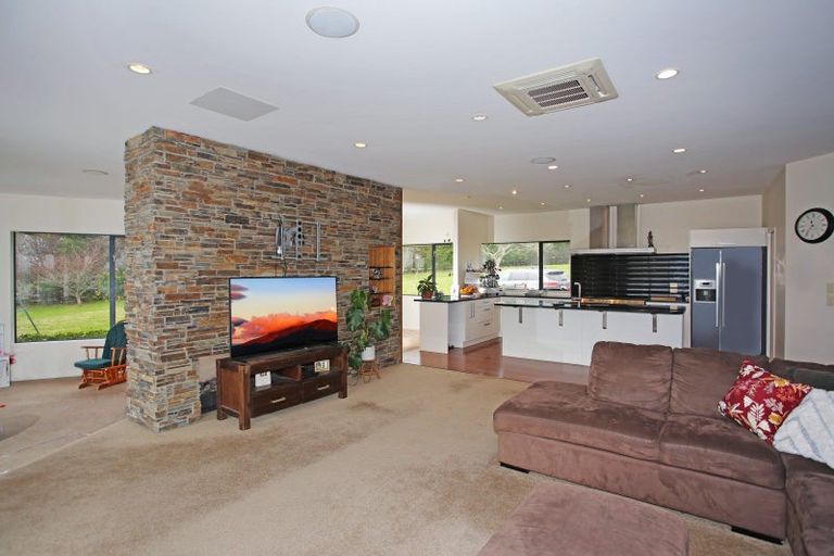 Photo of property in 11 Sanctuary Drive, Glenbrook, Waiuku, 2681