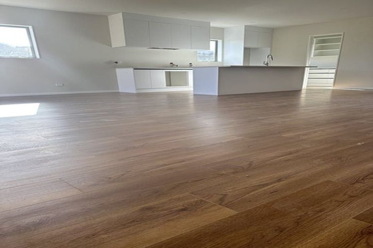 Photo of property in 6 Benjamin Place, Clevedon, 2582