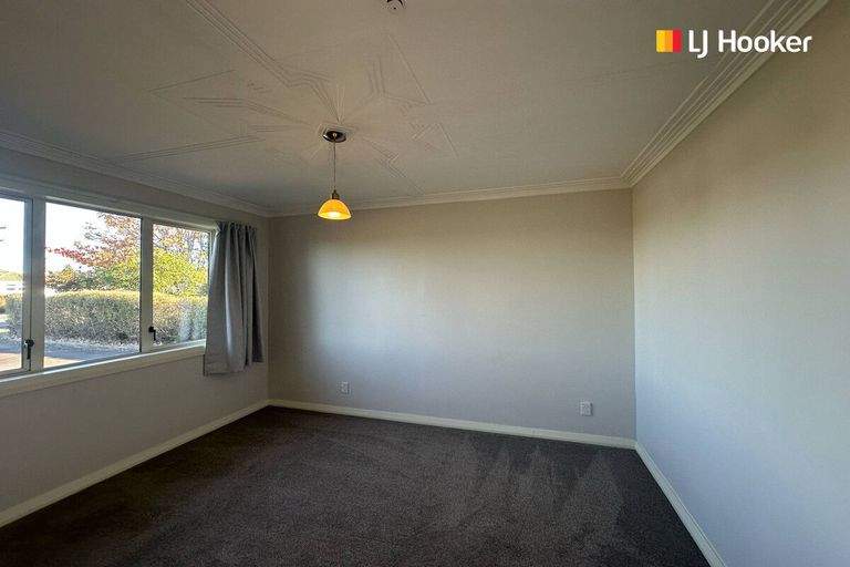 Photo of property in 104 Main Road, Fairfield, Dunedin, 9018
