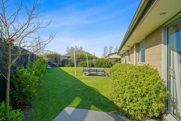 Photo of property in 6 Piper Street, Halswell, Christchurch, 8025