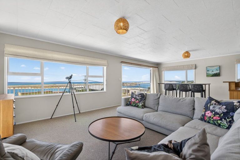 Photo of property in 11 Wintle Street, Mangawhai Heads, Mangawhai, 0505
