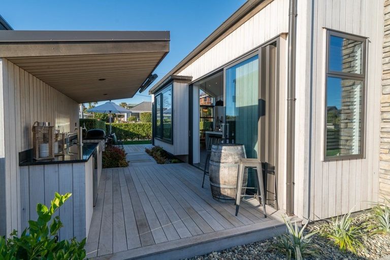 Photo of property in 75a Rokino Road, Hilltop, Taupo, 3330