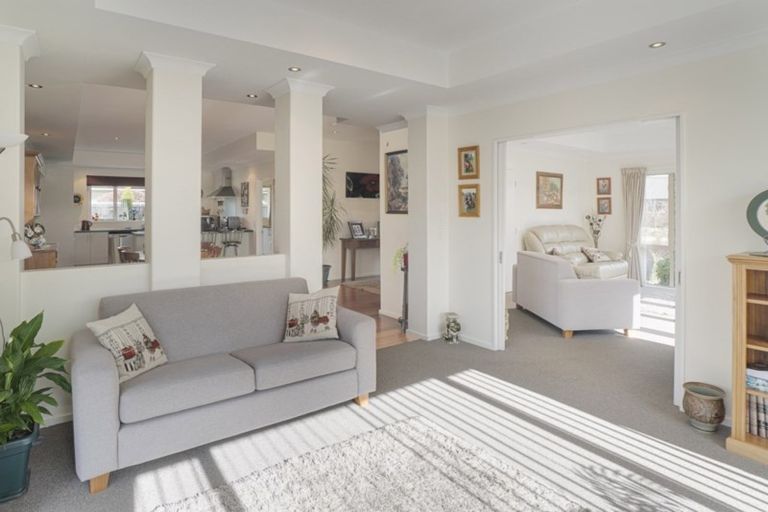 Photo of property in 26 Cedar Place, Rangiora, 7400