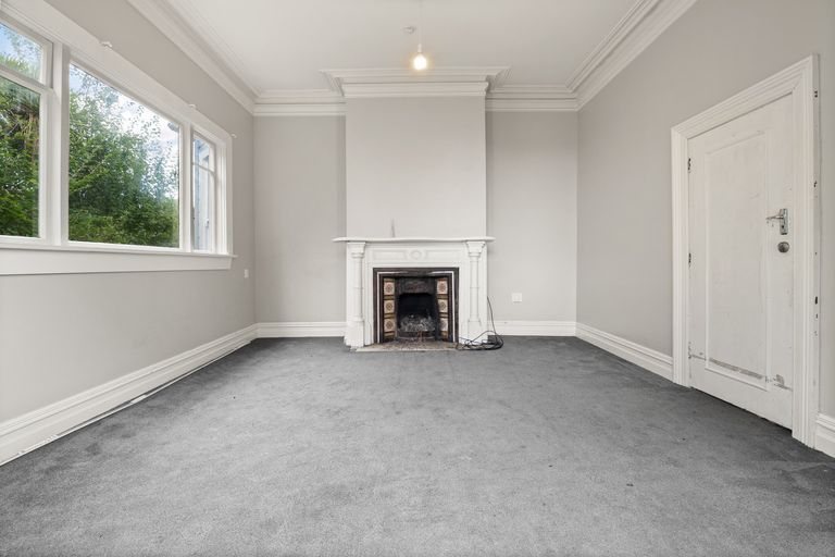 Photo of property in 76 South Road, The Glen, Dunedin, 9011