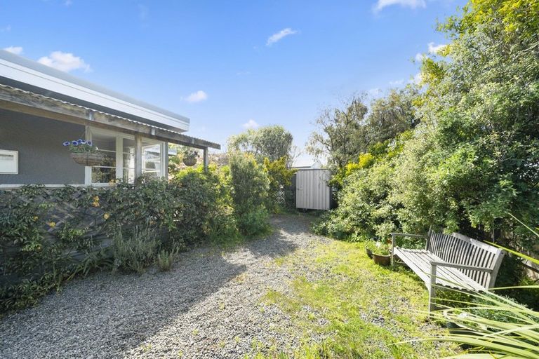 Photo of property in 34 Bluegum Road, Paraparaumu Beach, Paraparaumu, 5032