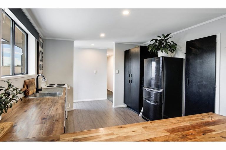 Photo of property in 72b Charles Street, Rangiora, 7400