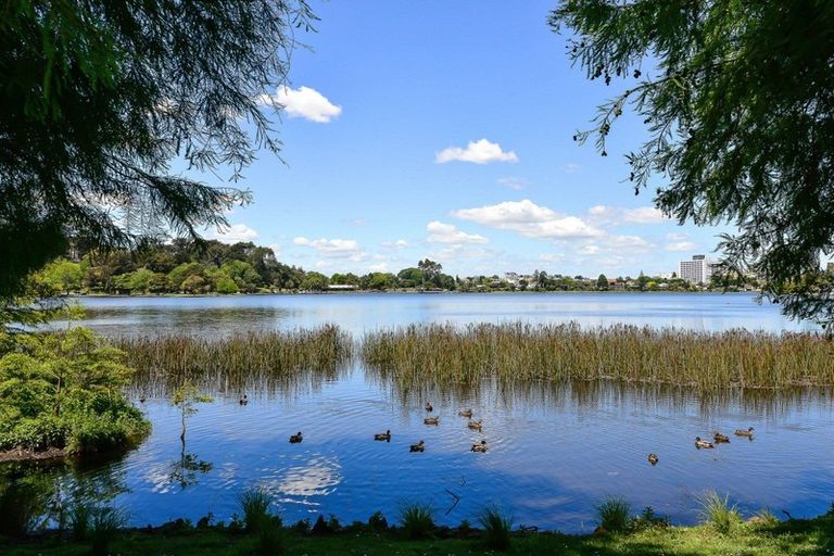 Photo of property in 11 Lake Domain Drive, Frankton, Hamilton, 3204