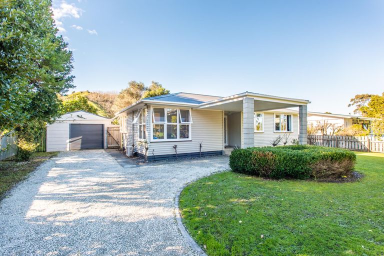 Photo of property in 20 Hooper Street, Tamarau, Gisborne, 4010