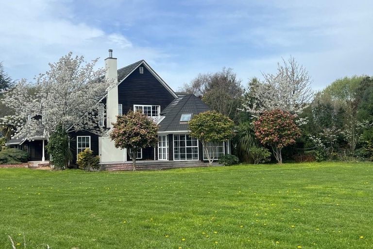 Photo of property in 295 Wooldridge Road, Harewood, Christchurch, 8051