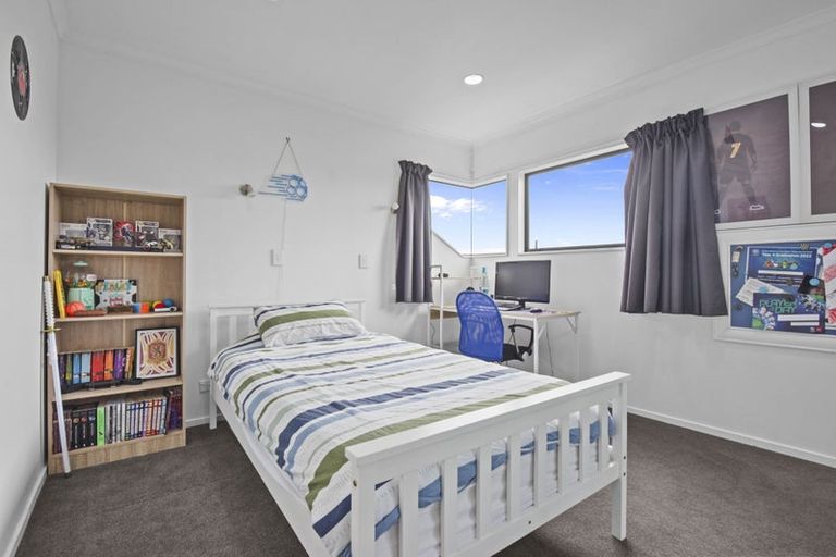 Photo of property in 36 Castaway Place, Gulf Harbour, Whangaparaoa, 0930