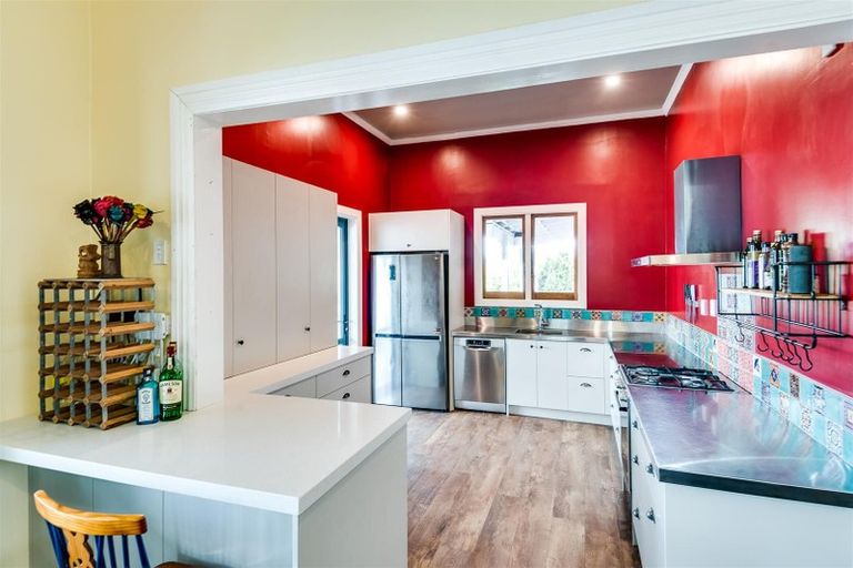 Photo of property in 44 Mcgreevy Street, Waipawa, 4210