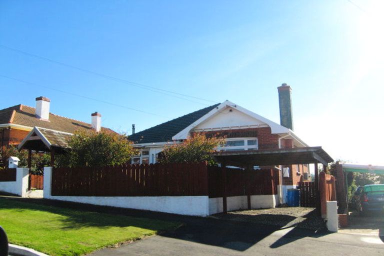 Photo of property in 12 Kirriemuir Street, Maryhill, Dunedin, 9011