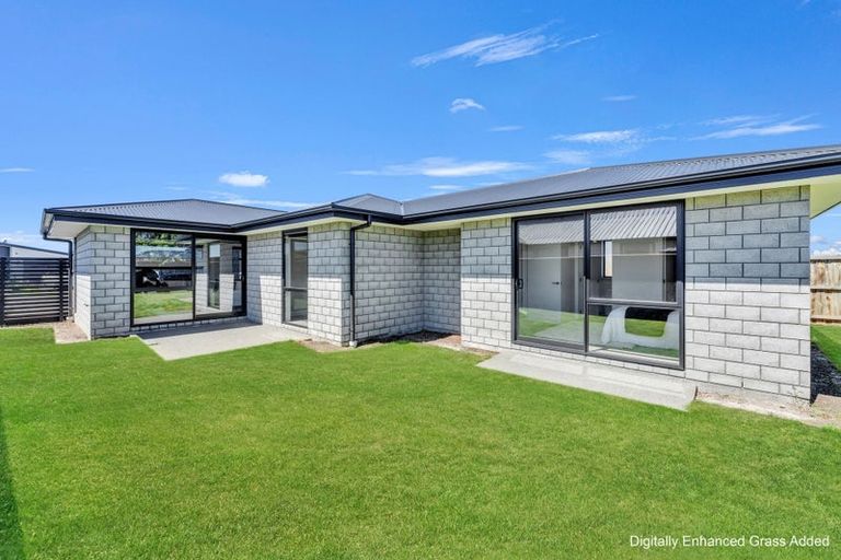 Photo of property in 30 Marcoola Drive, Rolleston, 7614