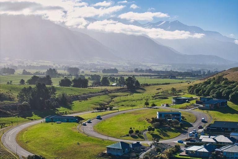 Photo of property in 36 Knowles Crescent, Kaikoura Flat, Kaikoura, 7371