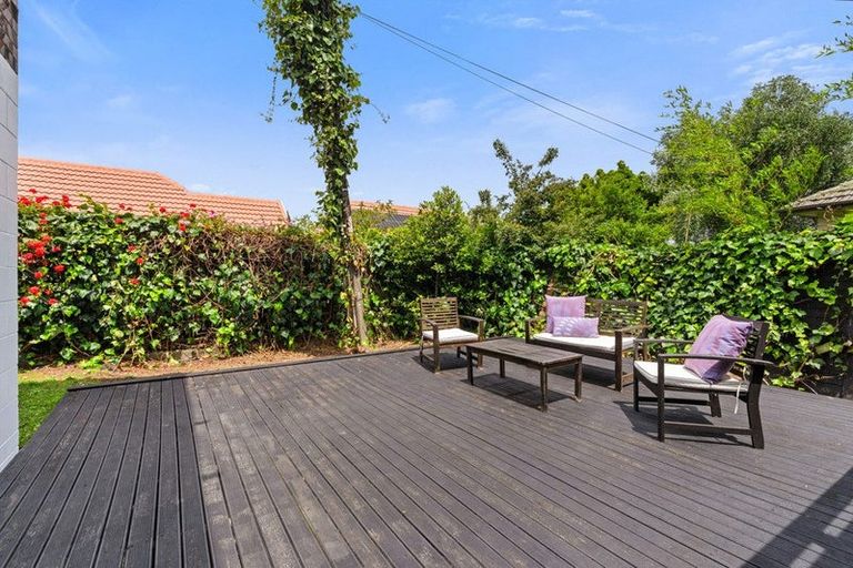 Photo of property in 12/48 Mcleod Road, Henderson, Auckland, 0612