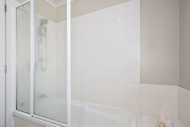 Photo of property in 10 Blossom Grove, Papamoa Beach, Papamoa, 3118