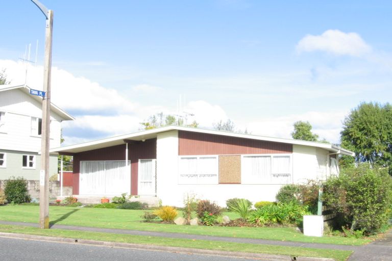 Photo of property in 60 Pohutukawa Drive, Tokoroa, 3420