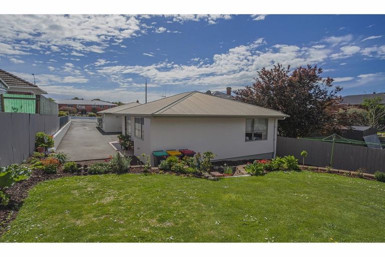 Photo of property in 2/92 Arthur Street, Seaview, Timaru, 7910