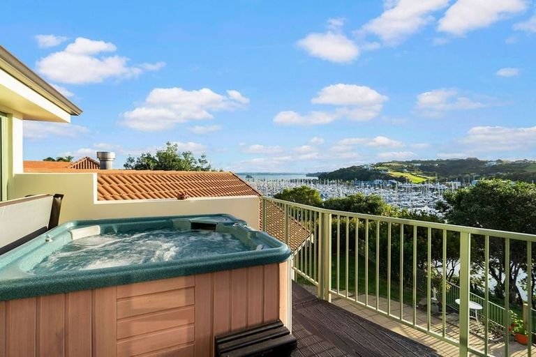 Photo of property in 62 Voyager Drive, Gulf Harbour, Whangaparaoa, 0930