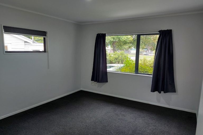 Photo of property in 1 Messines Avenue, Silverstream, Upper Hutt, 5019