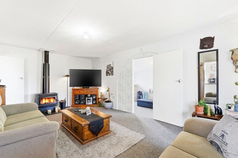 Photo of property in 27 Cross Street, Castlecliff, Whanganui, 4501