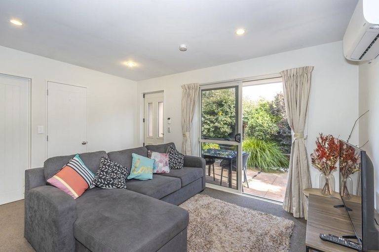 Photo of property in 138a Matsons Avenue, Papanui, Christchurch, 8053